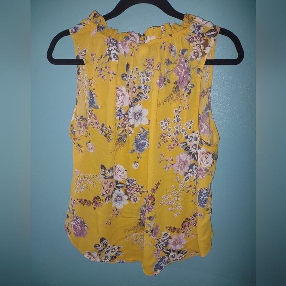 Women's Torrid Georgetta Top - Picture 2 of 3